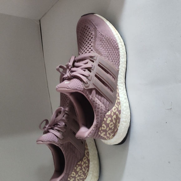 Adidas Ultraboost Magic Mauve Leopard Pink Running Shoes Women’s Size 8 - Picture 1 of 12